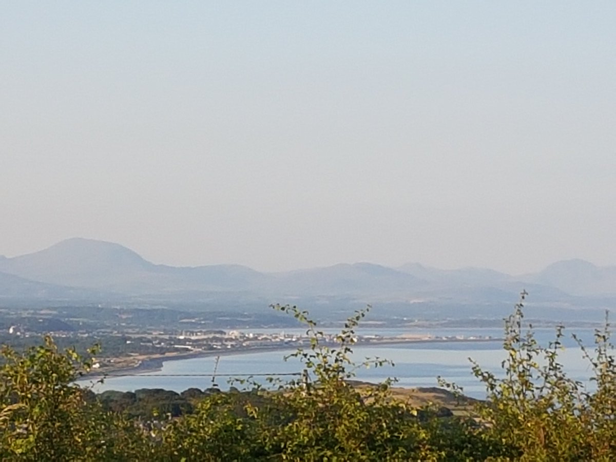 Seanesimmons's tweet photo. @scottwhittlest1 Im racing in Abersoch tmrw https://t.co/IArzUPO6Nc