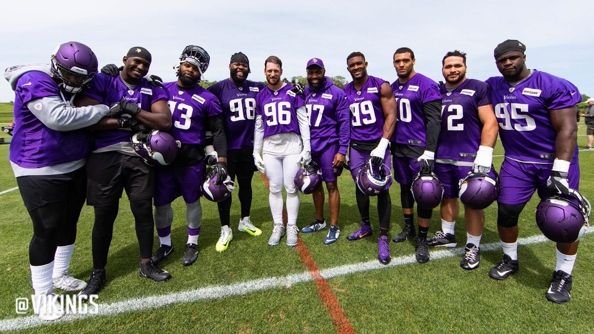 The #Vikings have compiled one of the league’s top rosters for 2018.    📰: mnvkn.gs/a4Ig8k https://t.co/2aPzCiOGY8