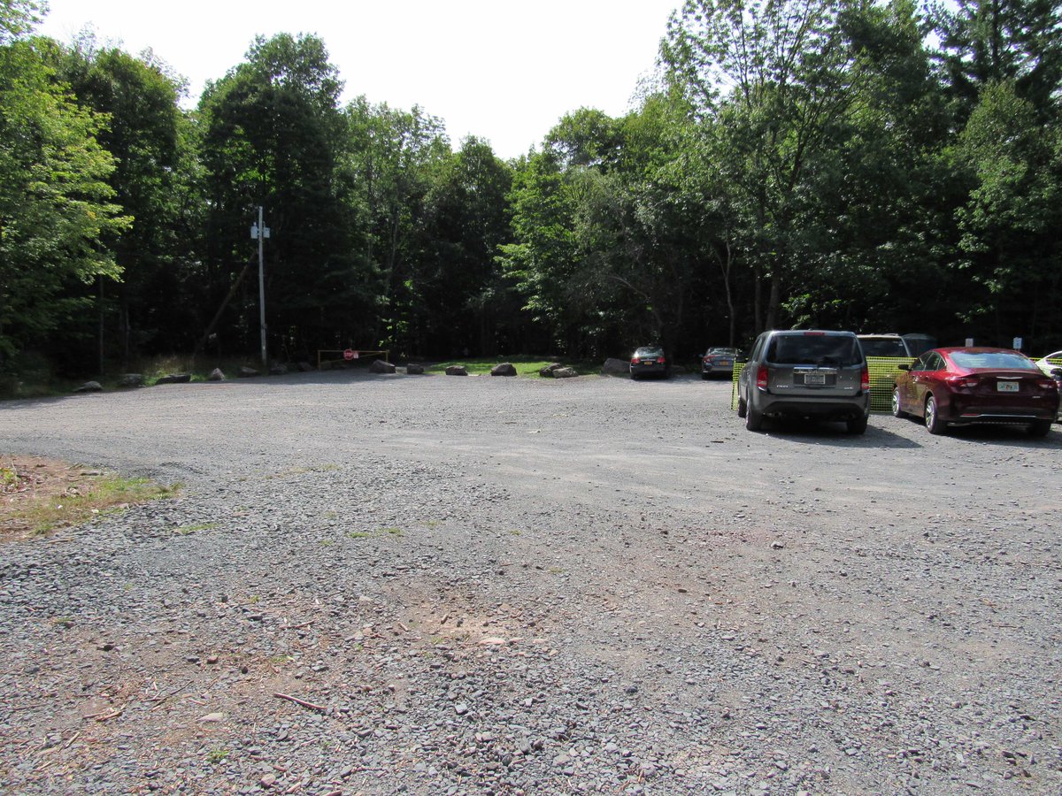 NYSDEC's tweet photo. #Kaaterskill Falls visitors: please us Laurel House, Schutt Road, and South Lake lots. Avoid parking along Rte 23A and the Molly Smith lot as the narrow, winding road can be unsafe for walkers. Enjoy the outdoors safely this holiday weekend and always! https://t.co/mkNqcoHvXN