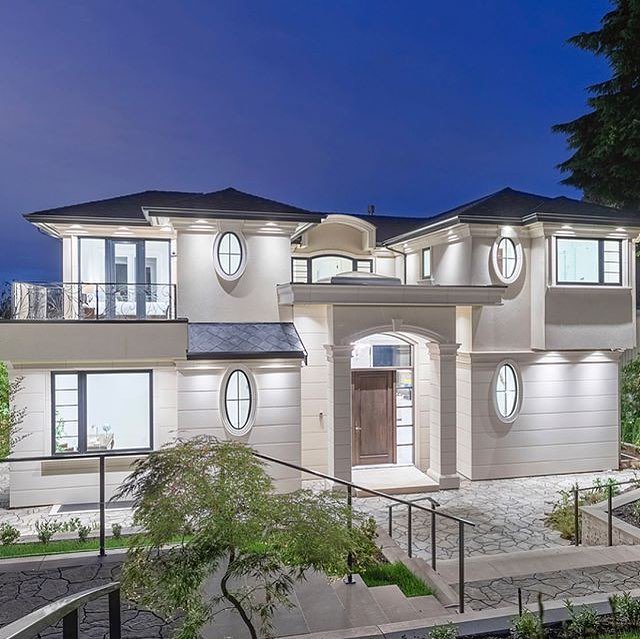 It’s all in the details ✨ LUXELIFE Magazine bringing you luxury homes, cars and fashion. Coming this September! 📸 via instagram.com/pwprofiles #LUXELIFE #luxuryhomes #vancouverhomes