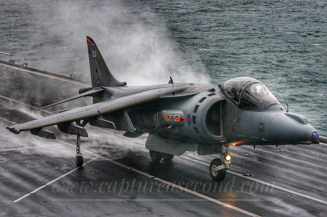 Onboard HMS Illustrious, 2005. #harrierfriday #raf100 #harrier #raf #royalnavy #hmsillustrious #aviation #avgeek #captureasecond <a href="/IllustriousAsso/">HMSIllustriousAssoc</a>
