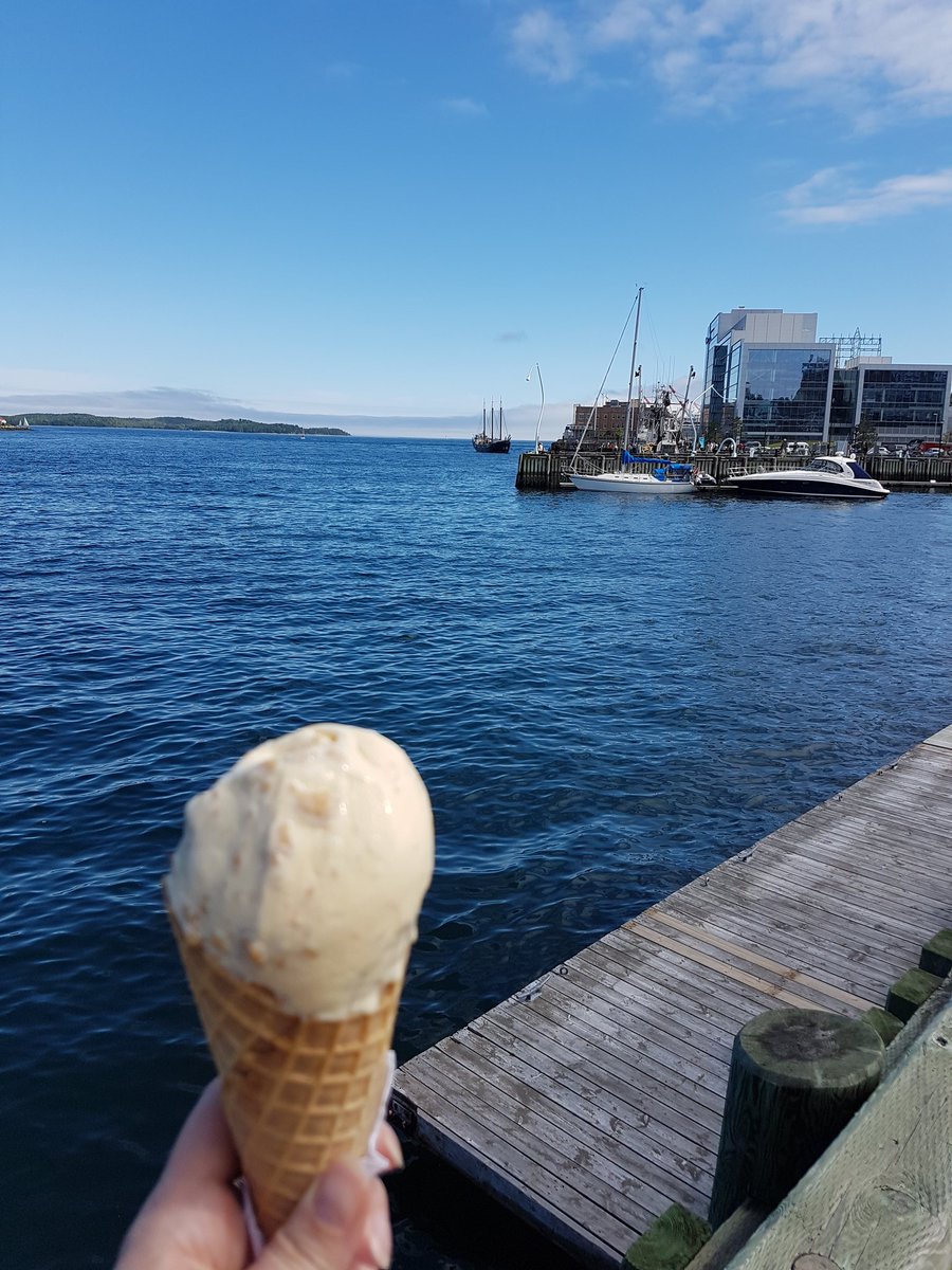 dardarmack's tweet photo. Oh, how I ❤ you Halifax 😍😍😍
#halilife #haliwood #oceanbreeze @SugahHFX #hunkydory https://t.co/mw2W059LV8