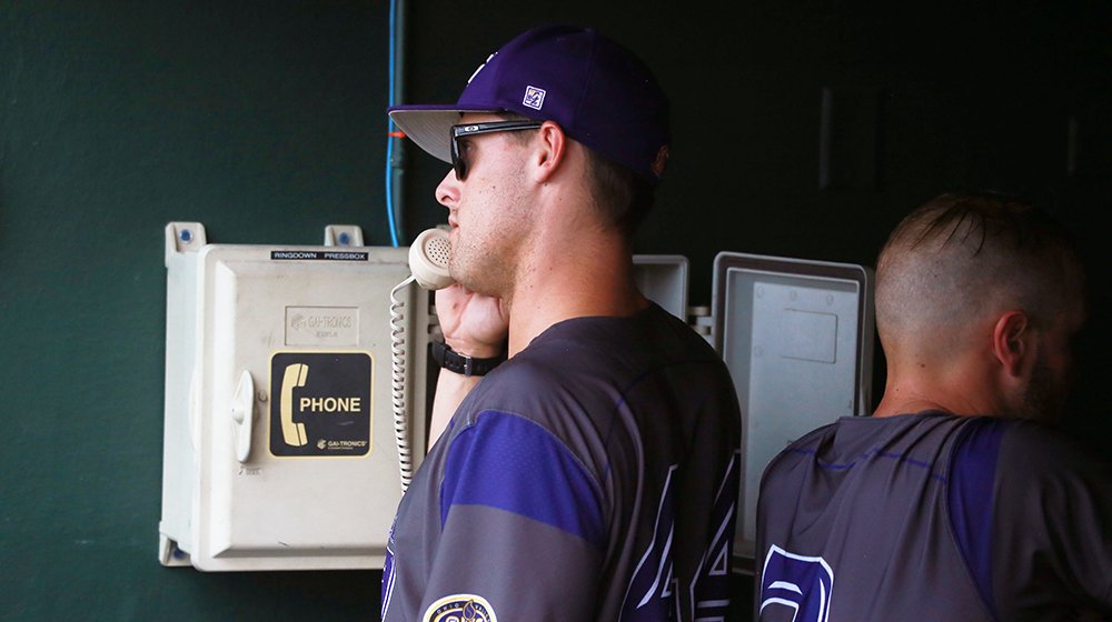 Wright to return to Golden Eagle baseball coaching staff | bit.ly/2lG6LZ7

#WingsUp