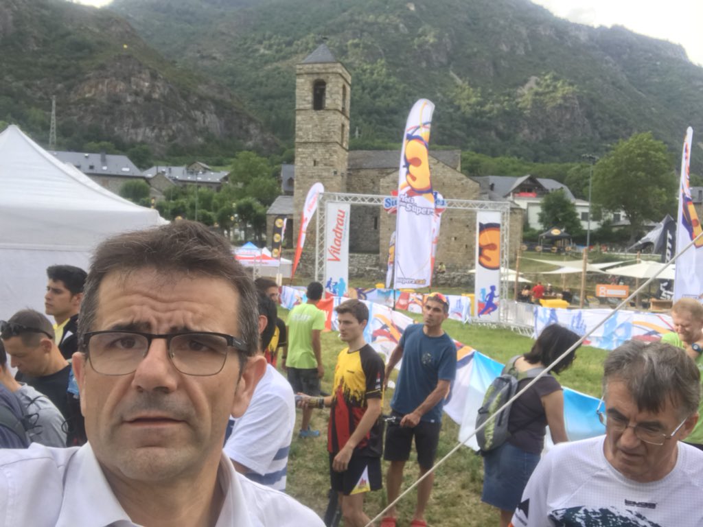 Au, dormir tot a punt per intentar la última cursa de la temporada, espero....la ultra @buffepictrail a la ball de Boí #FallesdelsPirineus #barruera l’any vinent hi torno amb la família, tenim un país que no ens l’acabem!!