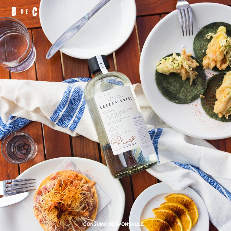 La mesa está servida en Terraza Cha Cha Chá. 😏