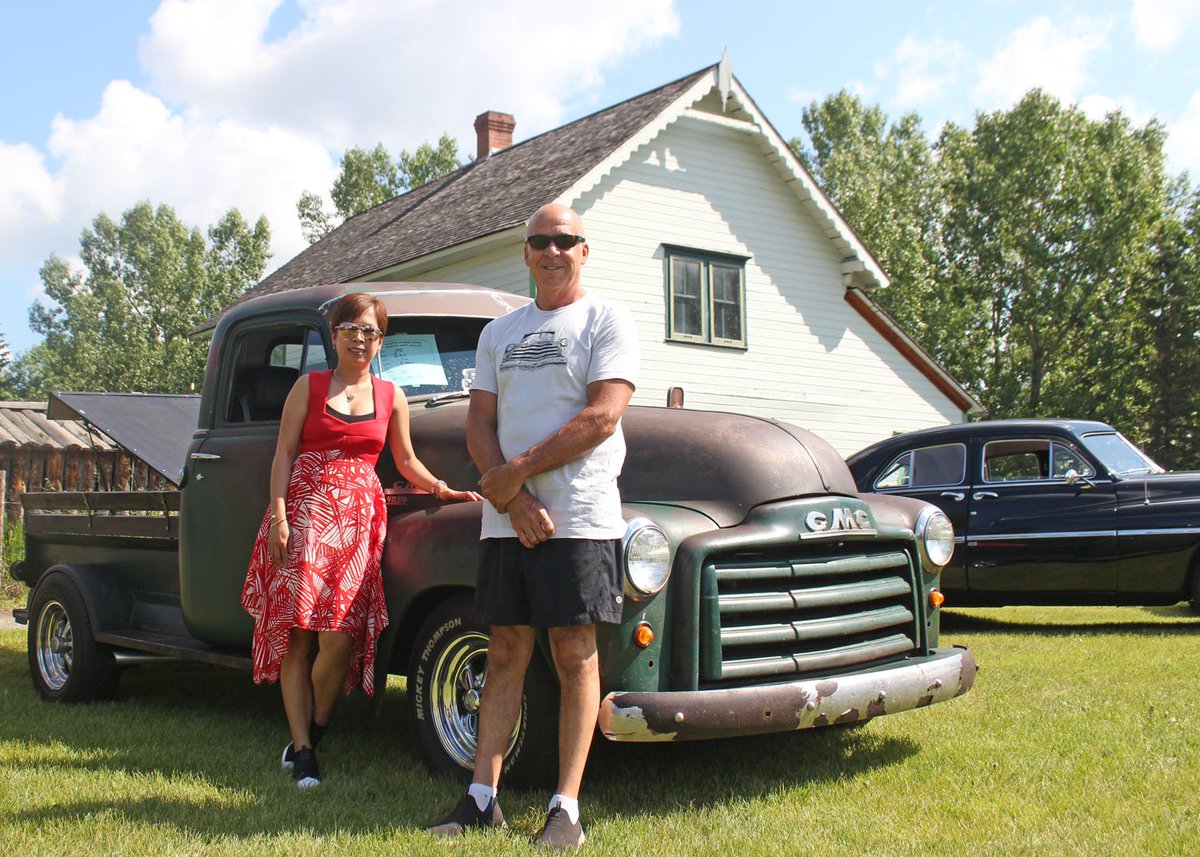 FortSaskRecord's tweet photo. Combining for the first time, Vintage Days and Music Fest attracts thousands to the Ukrainian Cultural Heritage Village. STORY: https://t.co/8rav4BoZxO #strathco #fortsask #lamont https://t.co/k8iRQD94Nx