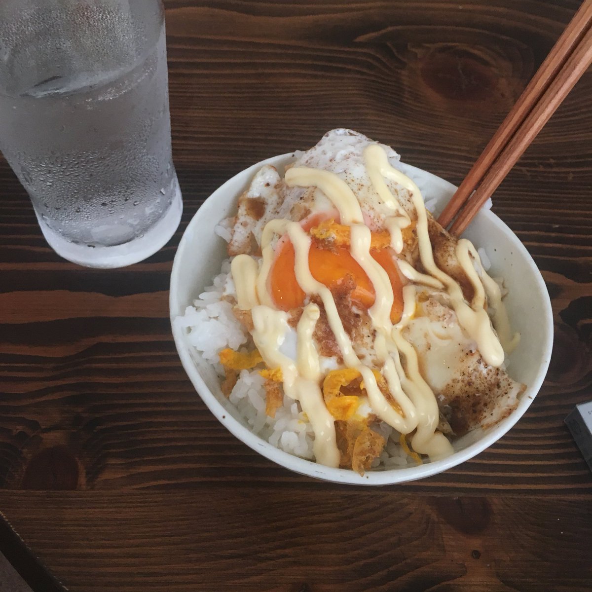 Uzivatel 芋 Na Twitteru 目玉焼き乗せてマヨネーズと醤油かけた恥ずかしいご飯が一番好きなんよ Uzivatel 芋 Na Twitteru 目玉焼き乗せてマヨネーズと醤油かけた恥ずかしいご飯が一番好きなんよ