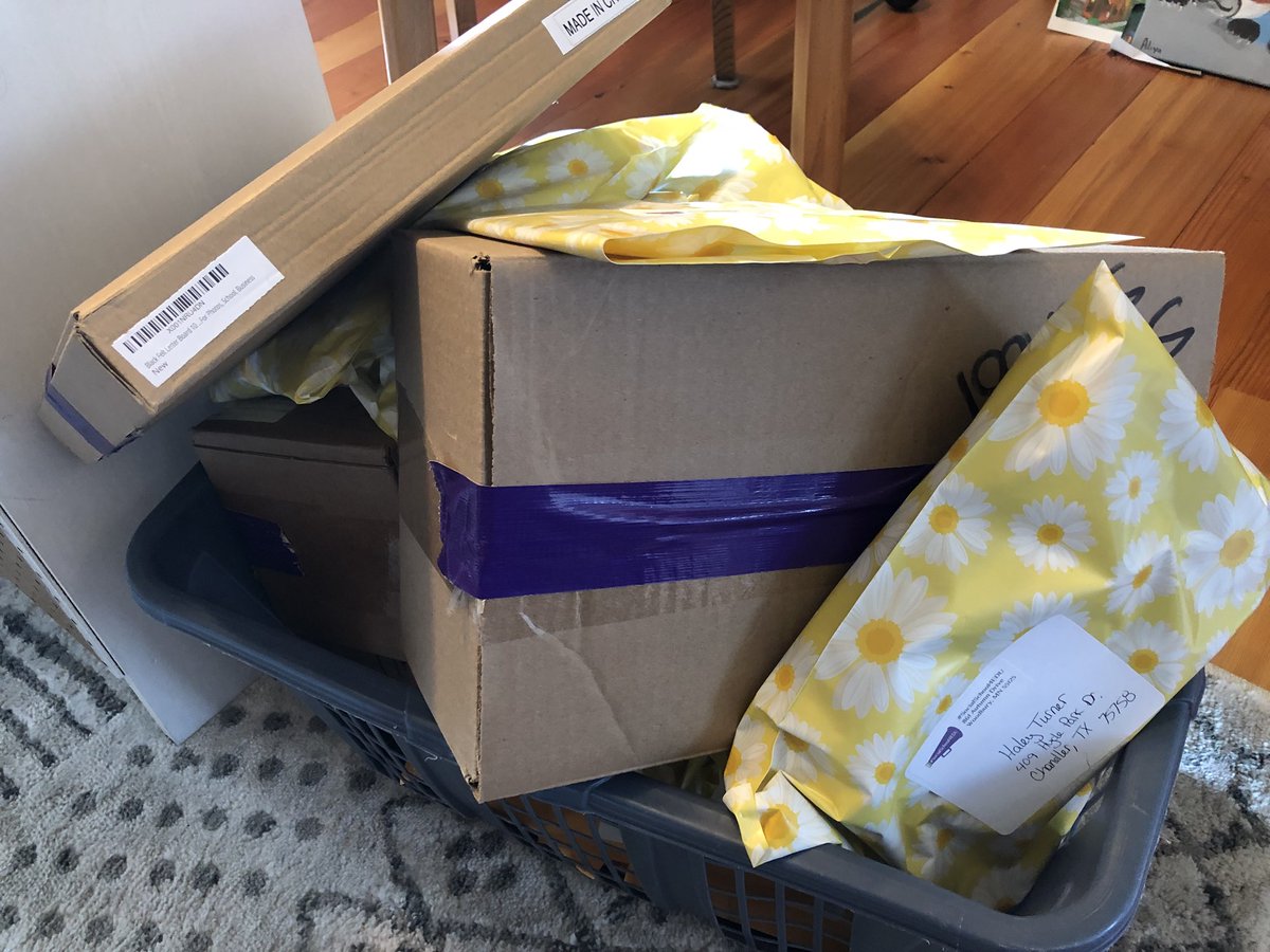 andreagribble's tweet photo. I have a camera-shy helper today! Getting the #SMSC18 prizes ready to mail out. I can’t wait to see your pics when you open your packages!!

#schoolpr #socialschool4edu https://t.co/oTxtJ3HaJS