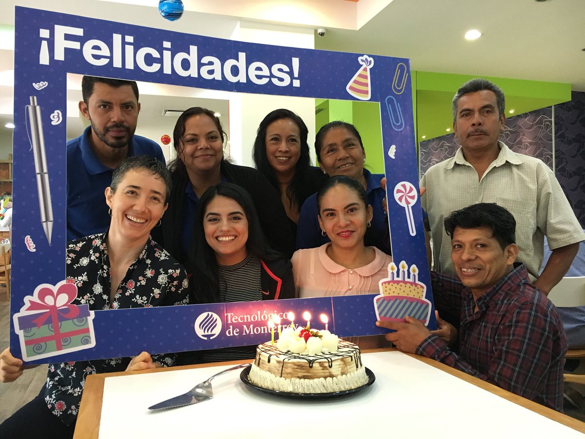 rcomonfo's tweet photo. Gracias por acompañarnos en el desayuno en honor a los cumpleañeros del mes de junio.🎁¡Muchas felicidades!🎂🎉 https://t.co/xBzPukdqdF