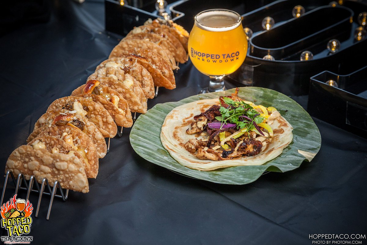 PhotoFMdotcom's tweet photo. Motley Brews - Hopped Taco @ Zappo's 6.23.2018

FULL GALLERY: https://t.co/wPX3tVVYhq

#vegasstrong #LasVegas #zappos #Vegasphotographer #VegasChef #vegas #MotleyBrews #HoppedTaco #gourmet #Searsucker #tacos #beer #Chef #ChefsofInstagram #photographylife #PhotoFM #FredMorledge https://t.co/PghbxuWmxp