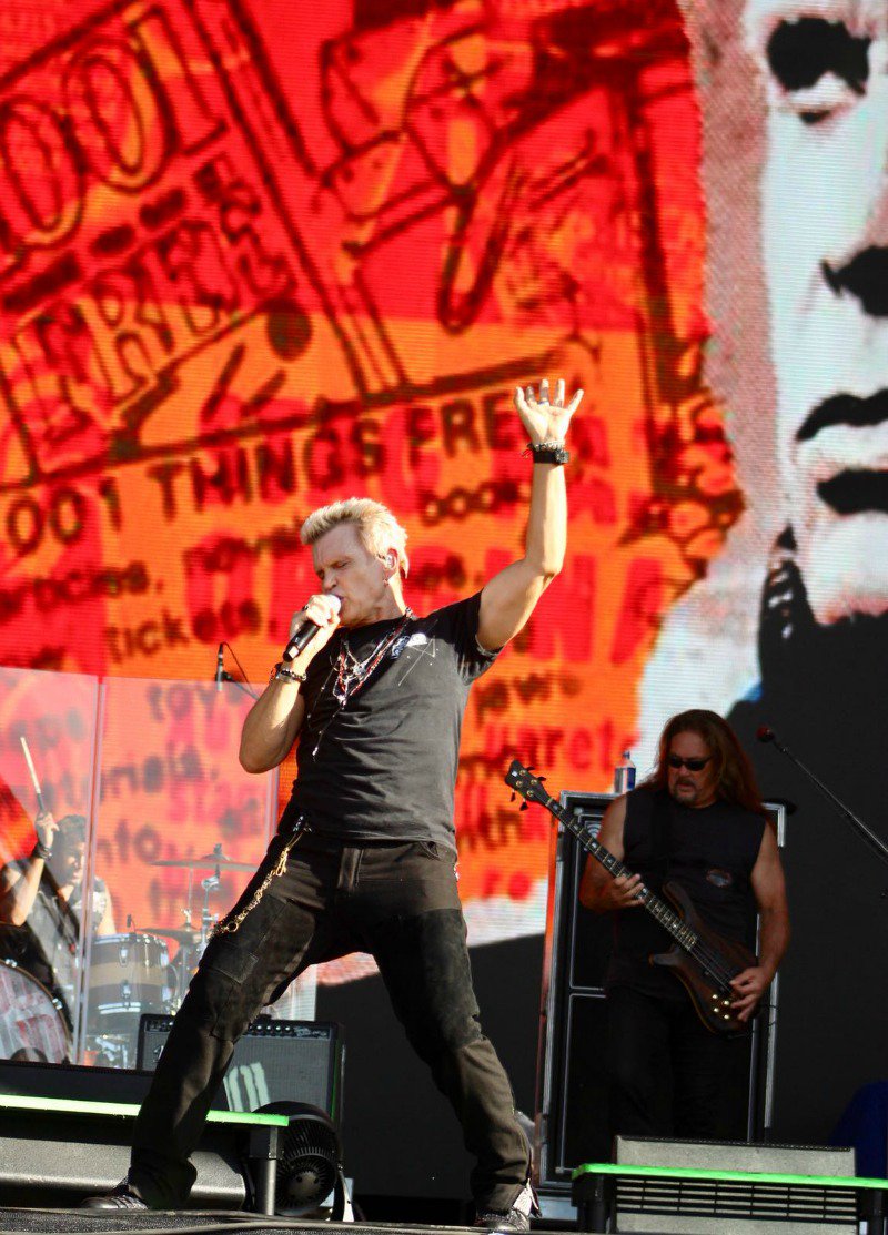 OutAboutSanFran's tweet photo. #BottleRock #NapaValley 2018: The very best of the fest - https://t.co/GPlRh8Kjbf via @commdiginews @outaboutsanfran @bottlerocknapa #billyidol https://t.co/mHVqJHUfiU