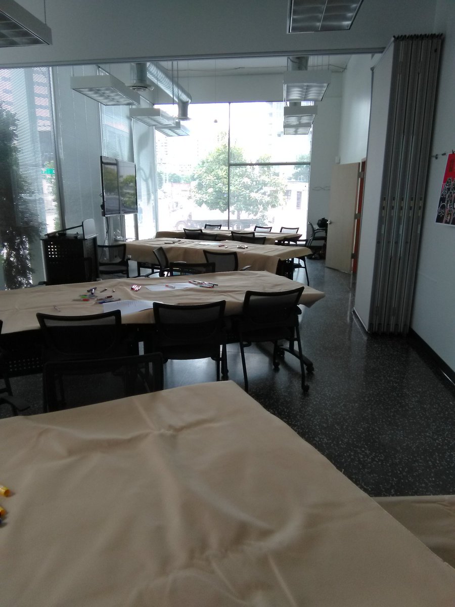 An empty room ready for poster-making!