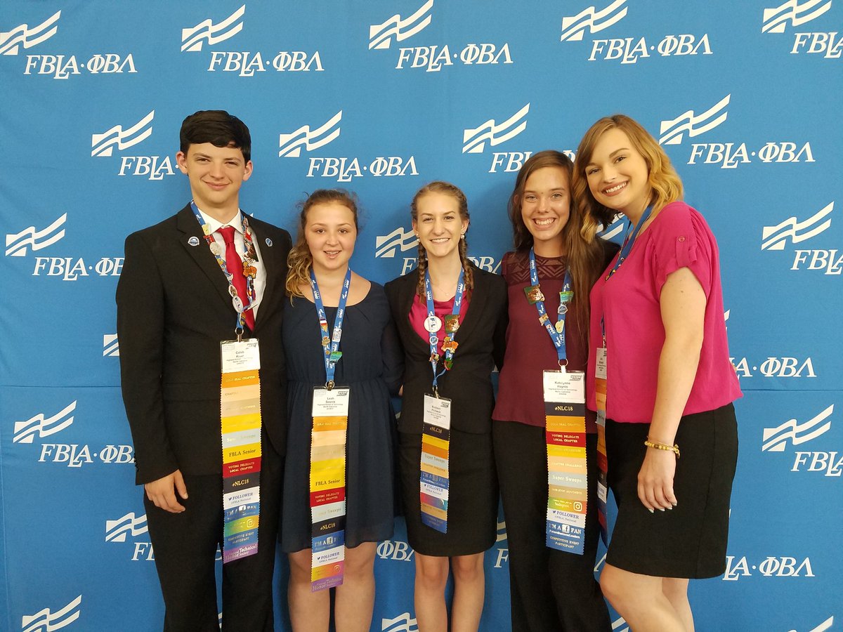 FBLAHighland's tweet photo. Lots of ribbons for the students thanks to their hard work throughout the year. #NLC18 #waytogoHSTFBLA https://t.co/UuEJ9dqXLi