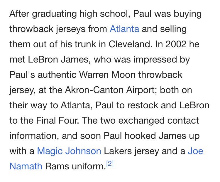 JFalkk's tweet photo. Lebron became boys with his agent (Paul) after he received a Magic Johnson Lakers jersey. Coincidence?👀 #LA https://t.co/pIk4VOo33q