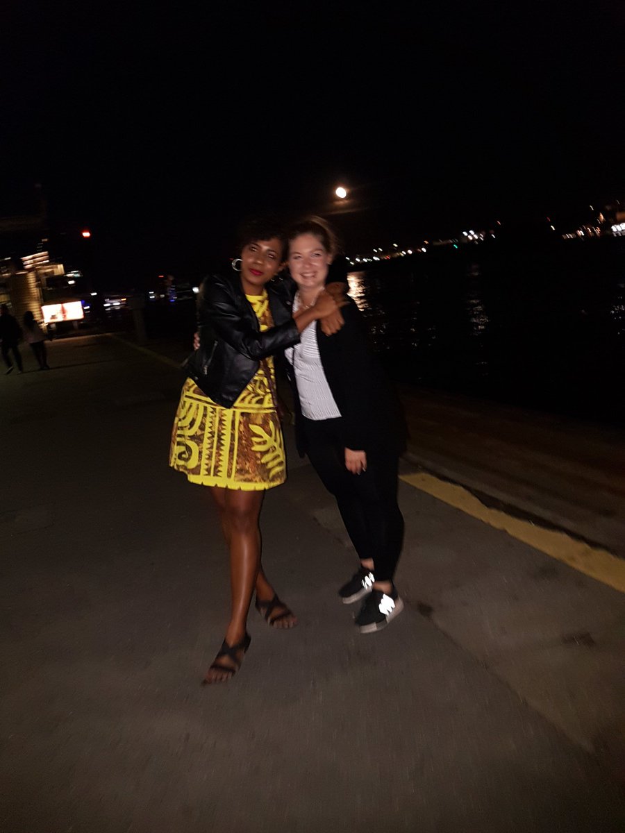 nicelikeflyrice's tweet photo. Exploring Hamburg with my girls this weekend. Out of cosy Göttingen into a bigger city. Adventure mode activated 😋 #AdventuresInGermany https://t.co/6OiOcgvXG8
