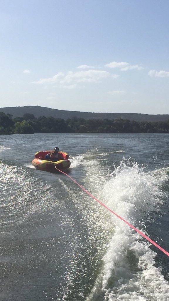 HarlowAndrew's tweet photo. Rennβs first time tubing! #BoatLife #LakeRats https://t.co/9QYku7cQwZ