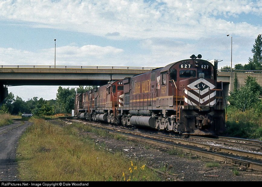 TrainPicsDaily tweet picture