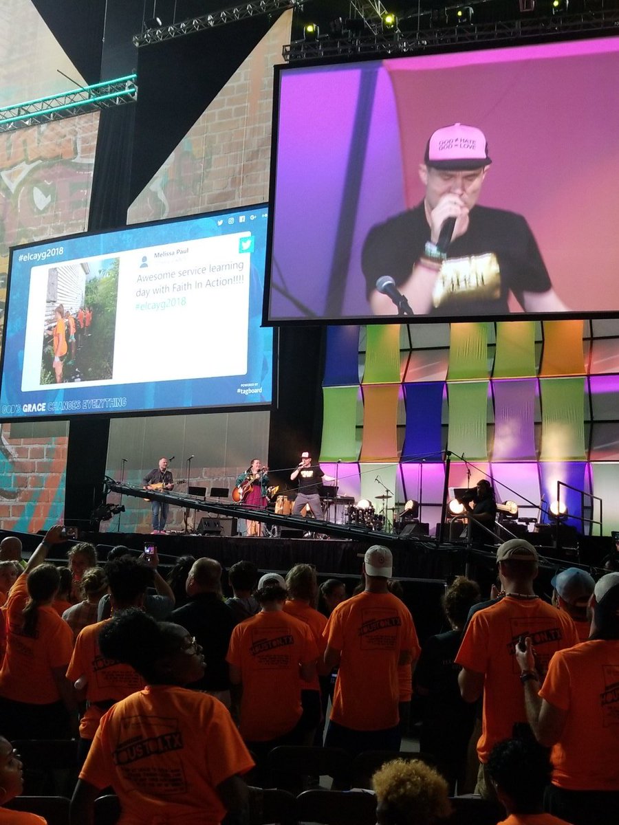 mark_afd369's tweet photo. Rachel Kurtz and Agape* rocking the crowd #ELCAyg2018 https://t.co/P50b7OoCQU