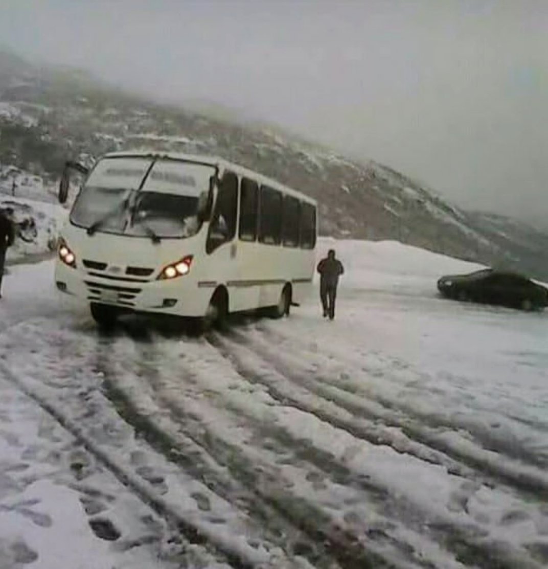 ¡Mérida es inolvidable! Me informan que está nevada ocurrió el jueves #28Jun2018 en la vía trasandina Mérida-Valera ... Impresionante #VENEZUELA