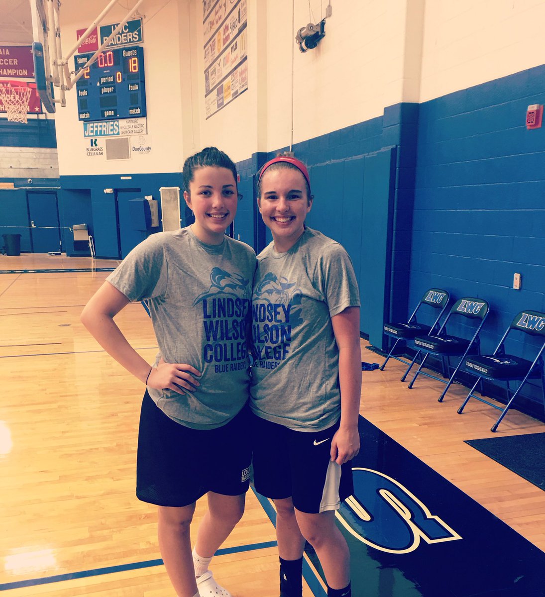 Great day @KentuckyPremier  Skills Camp! Thank you @BlueRaiderHoops @CousinTrevvv-truly feel blessed by the opportunity! @kenzie_maynard_ 💚💙