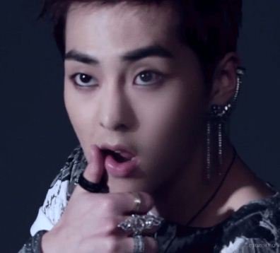 Fluffyumin's tweet photo. Remember when Minseok did THAT 

 #시우민 #XIUMIN #민석 #EXO @weareoneEXO https://t.co/pLFXhNzu1C