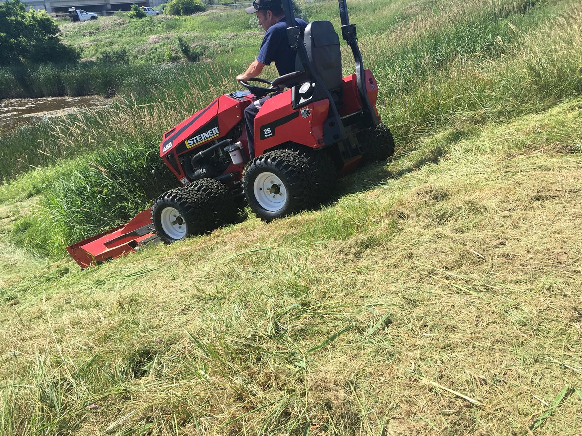 Great demo on the <a href="/SteinerTurf/">Steiner Turf</a>  450. Dual wheels and a rough turned this unreachable area completely clear in minutes. Safely going where others can’t. #domore