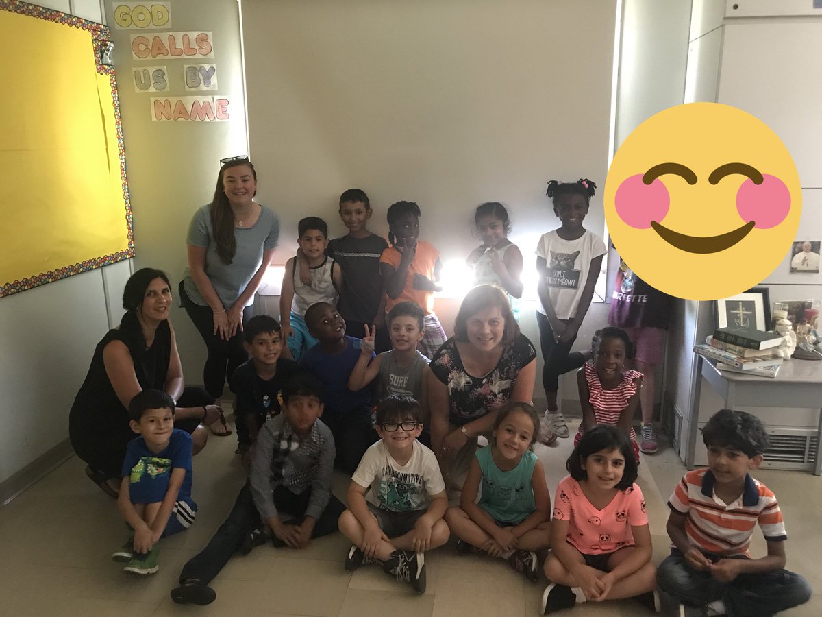 Lima18Miss's tweet photo. School is out for the summer! I’ve had such an amazing experience in both of my practicums. A big thanks to @stalphonsaDP &amp; @DPCDSB_BFA for allowing me to learn &amp; be apart of your amazing community. Thank you @MsNYarra,  Ms.Serrentino and the beautiful students for EVERYTHING! https://t.co/52XlCt2mNB