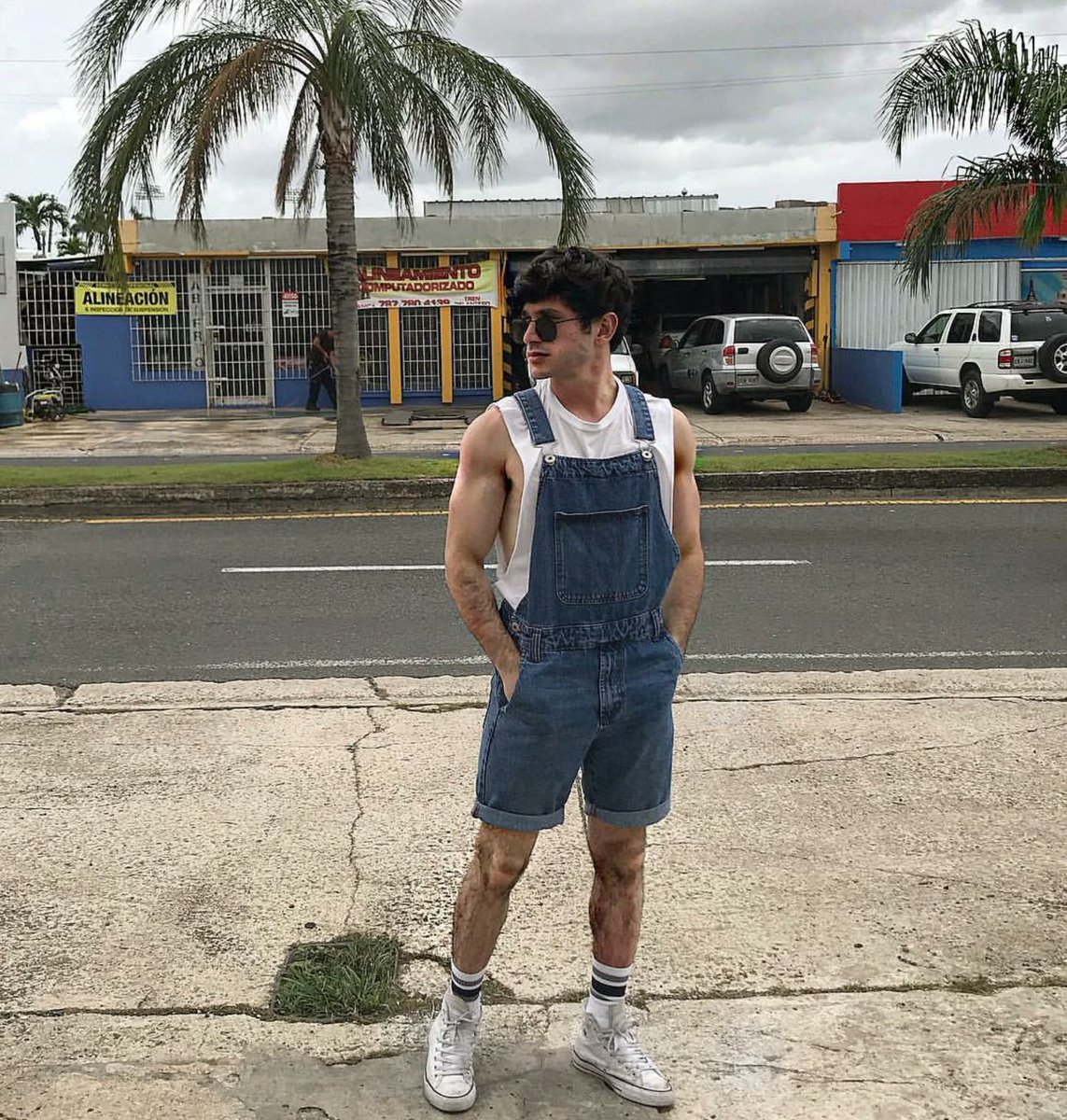 mikejrodriguez_'s tweet image. damn @AlCalderon2  😏💚 #actor #singer #StepUpHighWater #JohnnyOne