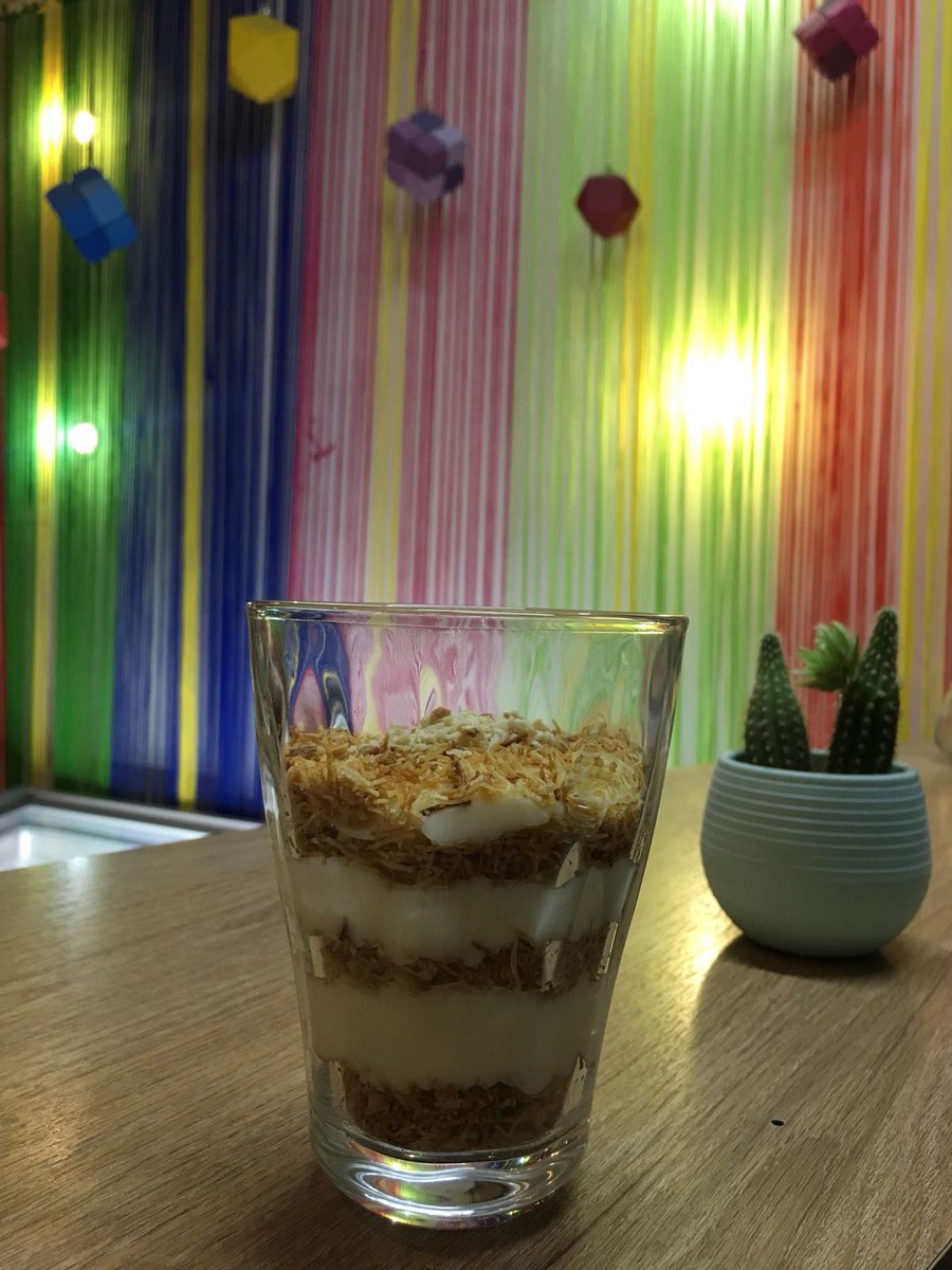 felicitá Cafe tweet media