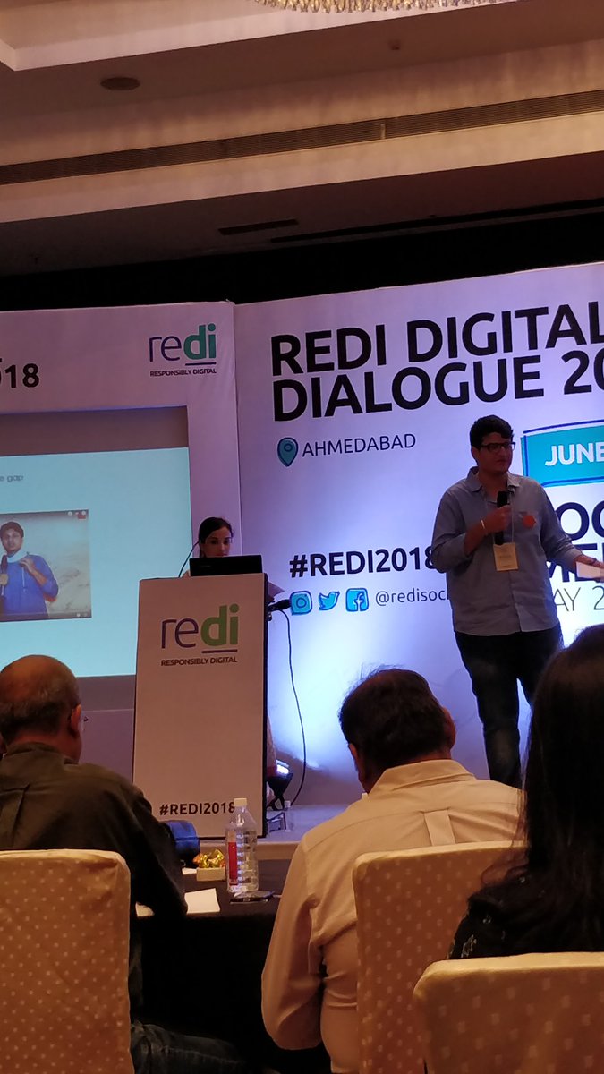 19_juhi's tweet image. Thanks! @nainanih 
Human touch is vital to the story you write. Avoid using too much of ornamental words. Make sure the things you write are rightly consumed by the correct target audience. @creativeyatra
Some great lessons! #writinglessons
#Redi2018 #SocialMediaDay