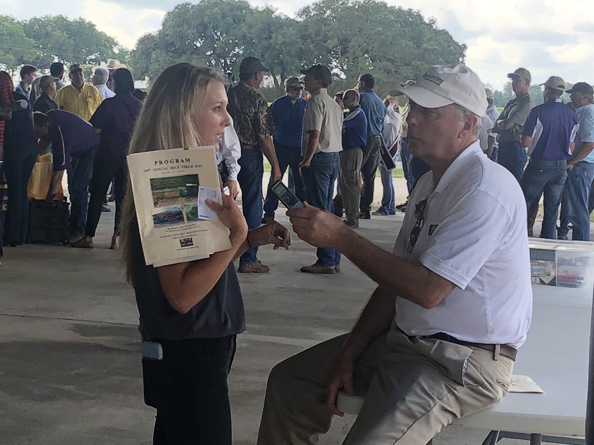 jaycoker7's tweet photo. Quick trip to Crowley to @LSUAgCenter to check out firsthand @annacoker3 research project #soilfertility #drone #ndvireadings #ricefertility #girlsinag #agresearch #usrice https://t.co/VnOIM02Jkf