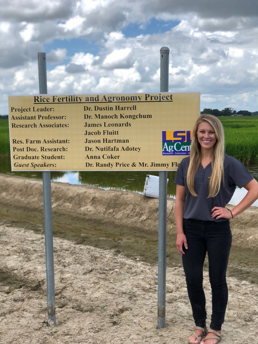 jaycoker7's tweet photo. Quick trip to Crowley to @LSUAgCenter to check out firsthand @annacoker3 research project #soilfertility #drone #ndvireadings #ricefertility #girlsinag #agresearch #usrice https://t.co/VnOIM02Jkf