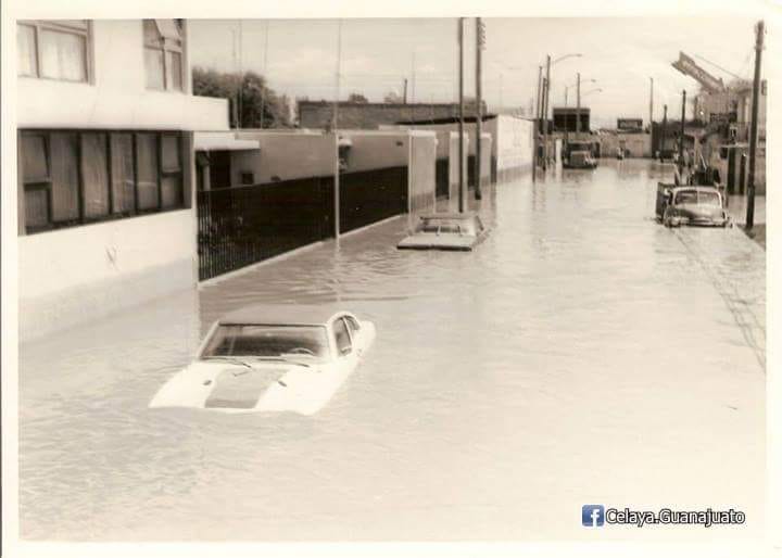 _XCelaya's tweet photo. La naturaleza nos recuerda lo frágiles que somos, recordemos un poco de historia. #Celaya #Inundaciones https://t.co/4IWMj3I0q6