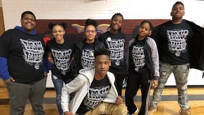 Plus we still got 40 tees for anybody who donates $20 to the cause. Here’s the <a href="/SCA_Activists/">Young Activists ✊🏾✨</a> squad repping #NoCopAcademy at the youth summit in march!  Get yours!
fundrazr.com/campaigns/c1MS…