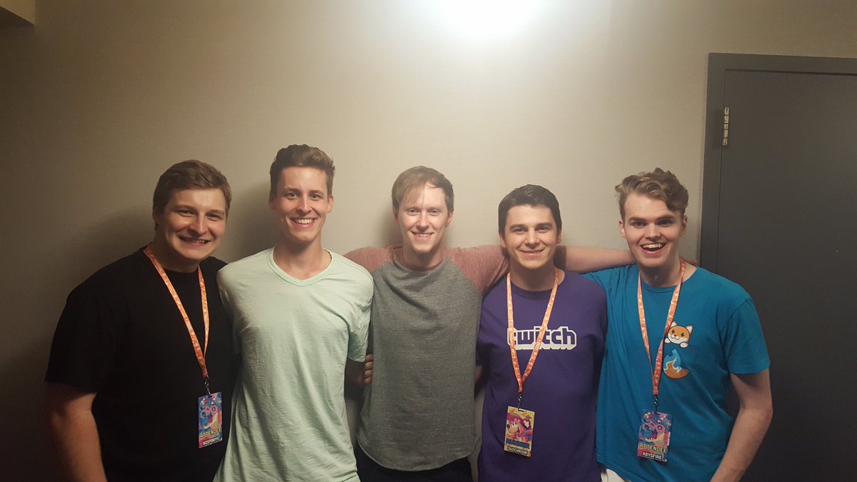 NextLevelTwitch's tweet photo. Traditional Team photo! Greetings from #SGDQ2018 ! https://t.co/jbkQAuOhYh