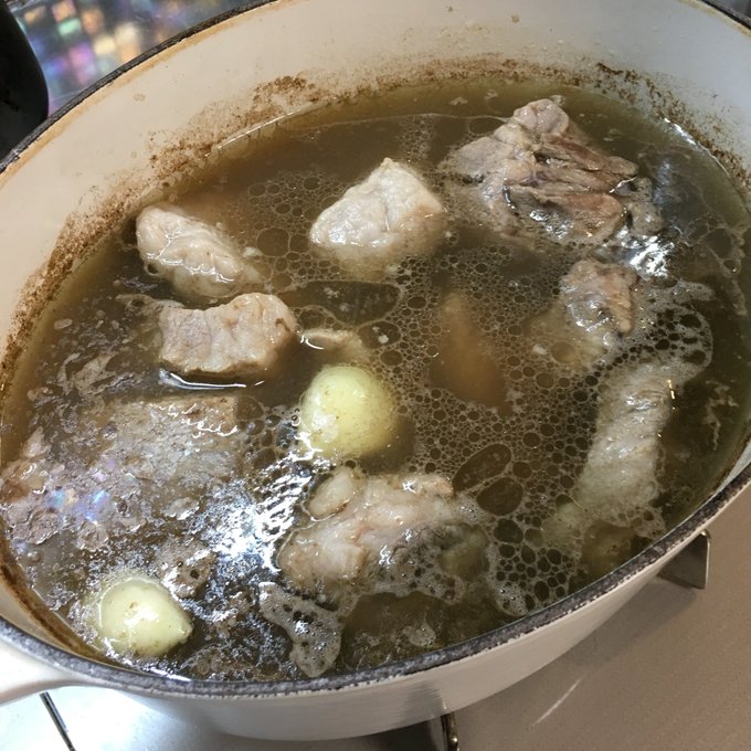 忍風 肉とめし 第1集発売中 シンガポールやマレーシアの料理だという 肉骨茶 吉田戦車のイラスト 忍風 肉とめし 第1集発売中 シンガポールやマレーシアの料理だという 肉骨茶 吉田戦車のイラスト