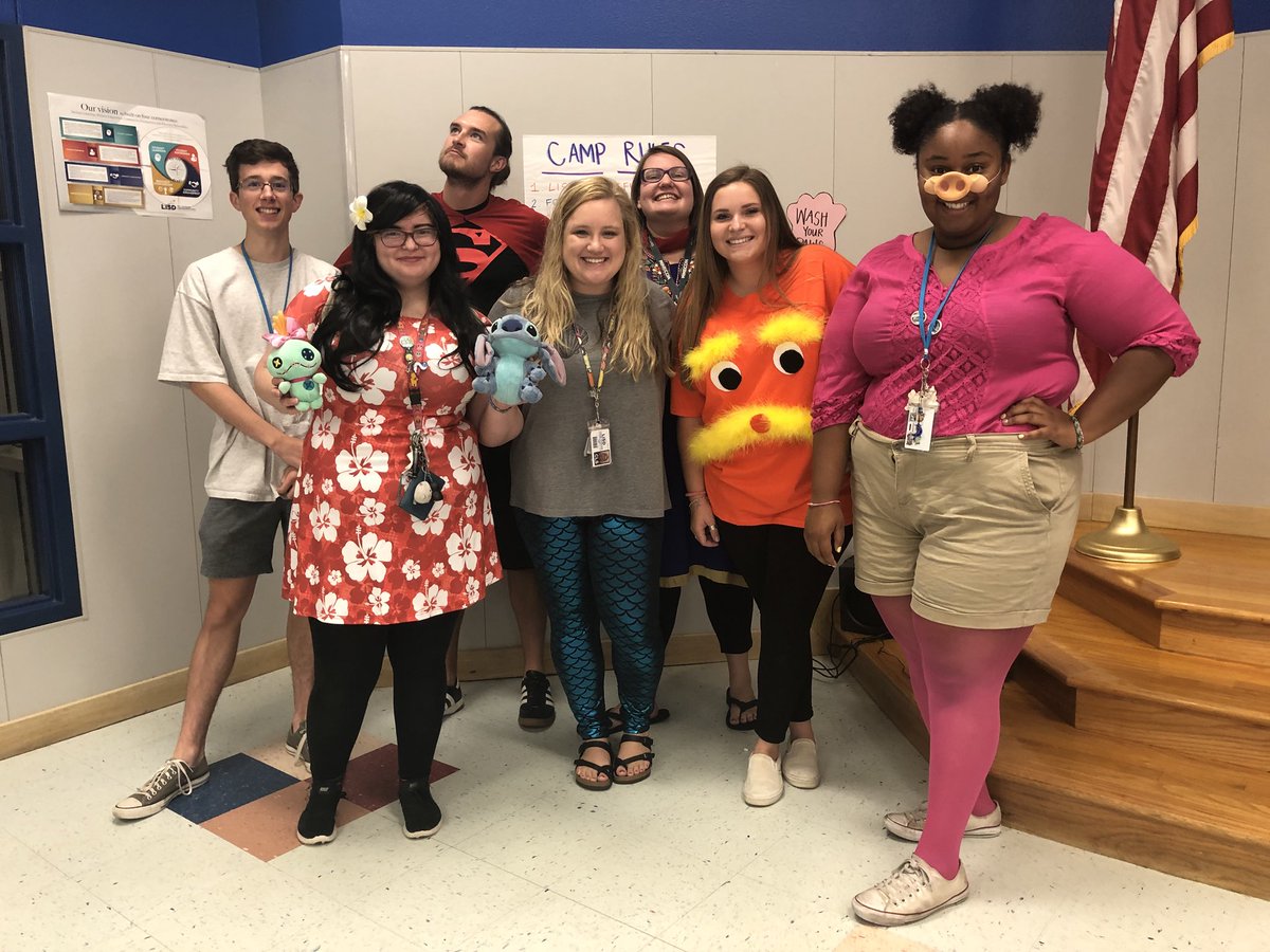 LISD_SDC's tweet photo. Bluebonnet won the spirit stick this week at field day! So cool to see all the creative movie/book characters around camp! @LewisvilleISD #LISDSummer https://t.co/Zdn9JoBIL5