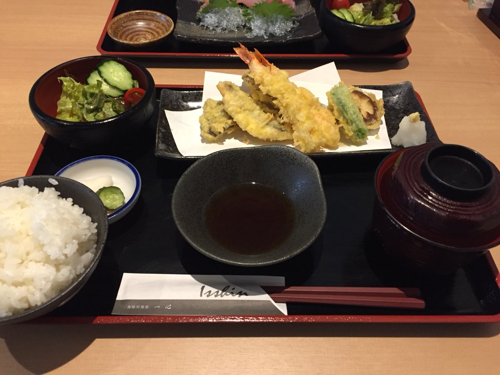 俺の料理道 Auf Twitter 今日のランチ 天ぷら定食 大学時代の友達と久々にランチ行ってきました 少し遠出して横浜線の相模原駅にある料亭に 最近食レポばっかりです W 相模原 ランチ 和食 天ぷら 天ぷら定食 一心