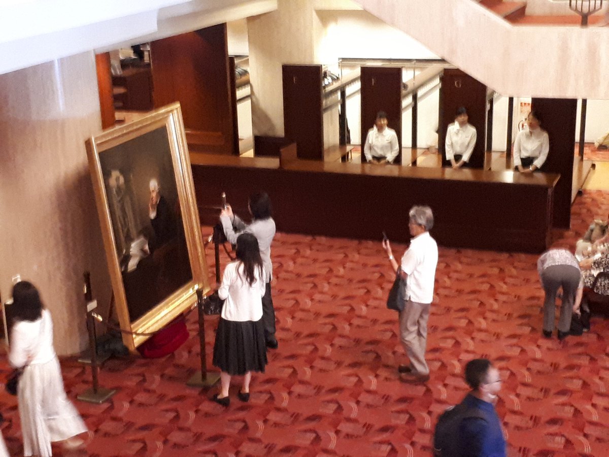 Mehr als 1000 Besucher hören gerade das Abschlusskonzert der #Haydnphilharmonie in der #Suntoryhall. #esterhazyontour mit dabei einschließlich der #Haydnausstellung