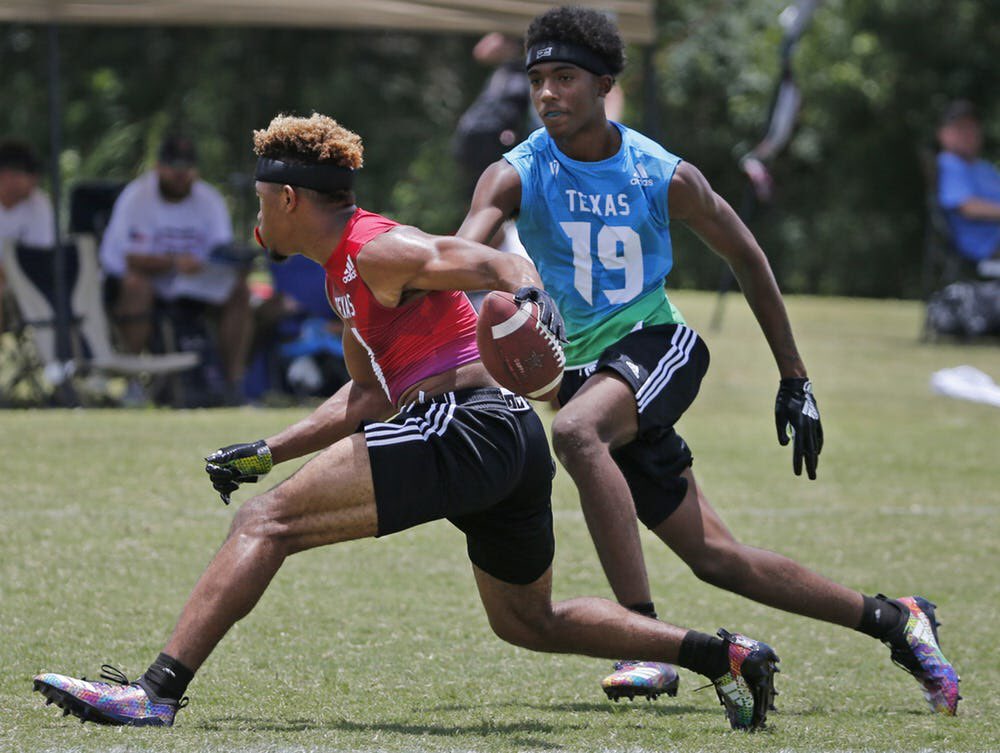 PastorTMcGill's tweet image. Actions shots from 7 on 7 pool play. @OriginalMcGill3 did his thing on offense and defense. #3NotDoneYet #twowayplayer #differencemaker