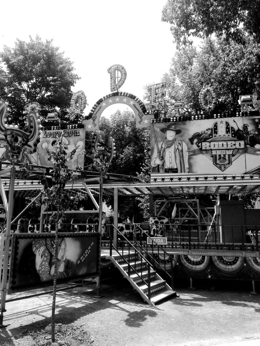 Rodeo rodeo where art thou, my rodeo...
Hoy tocamos <a href="/maketafest/">Festival MaketaFest</a> en #Puebladesanabria