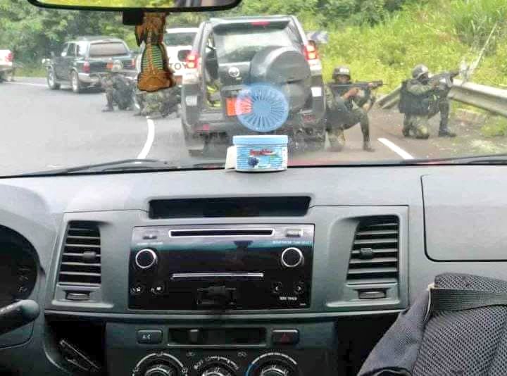 WestCameroons's tweet photo. The men & banner reveal who welcomed @Elysee Sec. of State for @francediplo_EN inthe Anglophone #SouthernCameroons headquarter of Buea
In #Buea, an English speaking Town, banners welcoming @JBLemoyne written inthe french language, by French Cameroon stooges amid tight security https://t.co/qaWebXkDtC