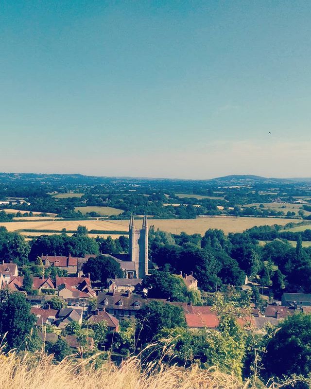 Pleasant #walk up #merehill on #friday #wiltshire #view #englishvillage #summer #earlyfinish #sky #church #trees ift.tt/2tIBE3o