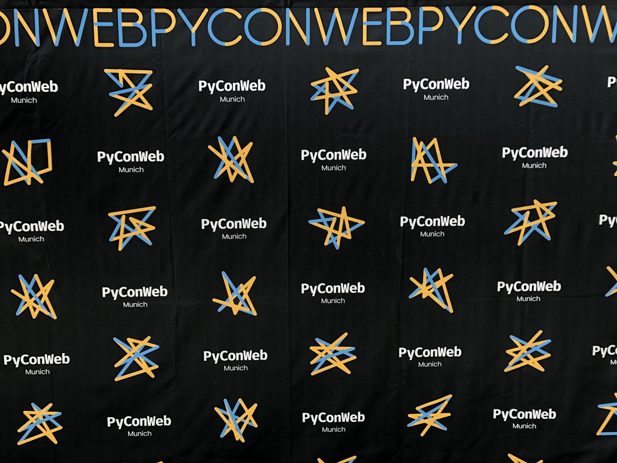 PyCon Web 2018 in Munich 😊 Talks are great so far 😉 #pyconweb #python #notthesnake lineupr.com/pymunich/pycon…