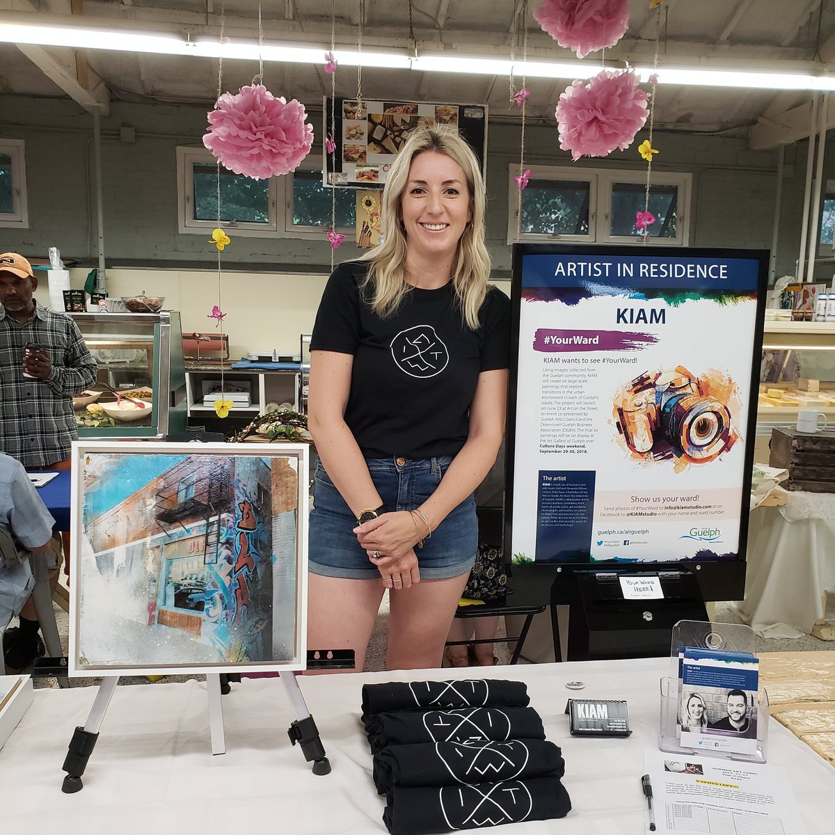 RafterHours's tweet image. #KIAM is @GuelphMarket this morning talking about their @cityofguelph #YourWard residency project! #Guelph #artintheward #artforeveryone