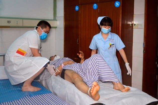 18 killed, 14 injured in China coach-truck highway collision.  ottawamatters.com/world-news/18-… https://t.co/A7fjl7cCQ2