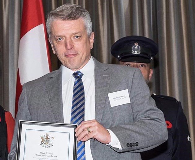 Vancouver officer admitted to kissing girl, woman in recorded conversations. ottawamatters.com/national-news/… https://t.co/1zZVvSj4ks