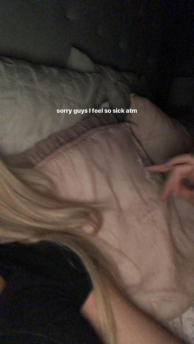 beechxmuffin's tweet photo. Poor Lor😢 https://t.co/Blg9Vwz7Ct