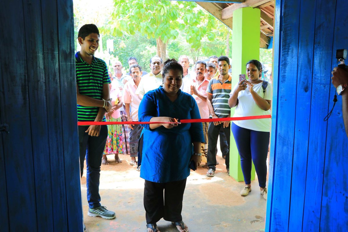Rotaract3220's tweet photo. Opening of a fully equipped Library for the students in all four villages!
All material for the library were sourced by the Rotaract District 3220 - Sri Lanka & Maldives.
#Rotaract3220 #EngageRotaract #RedefineFriendship #ProjectServe #RotaractModelVillage https://t.co/c4SrIPtuVr