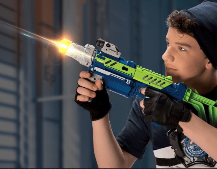 LazerMAD_UK's tweet photo. Who’s excited for the ultimate Lazer Battle today? 
@daddacool @DaddyandDadBlog @kidzcoolit @dayinthelifedad @Mr_Kitney  #LazerMAD #launch https://t.co/8mqwf1QBRS